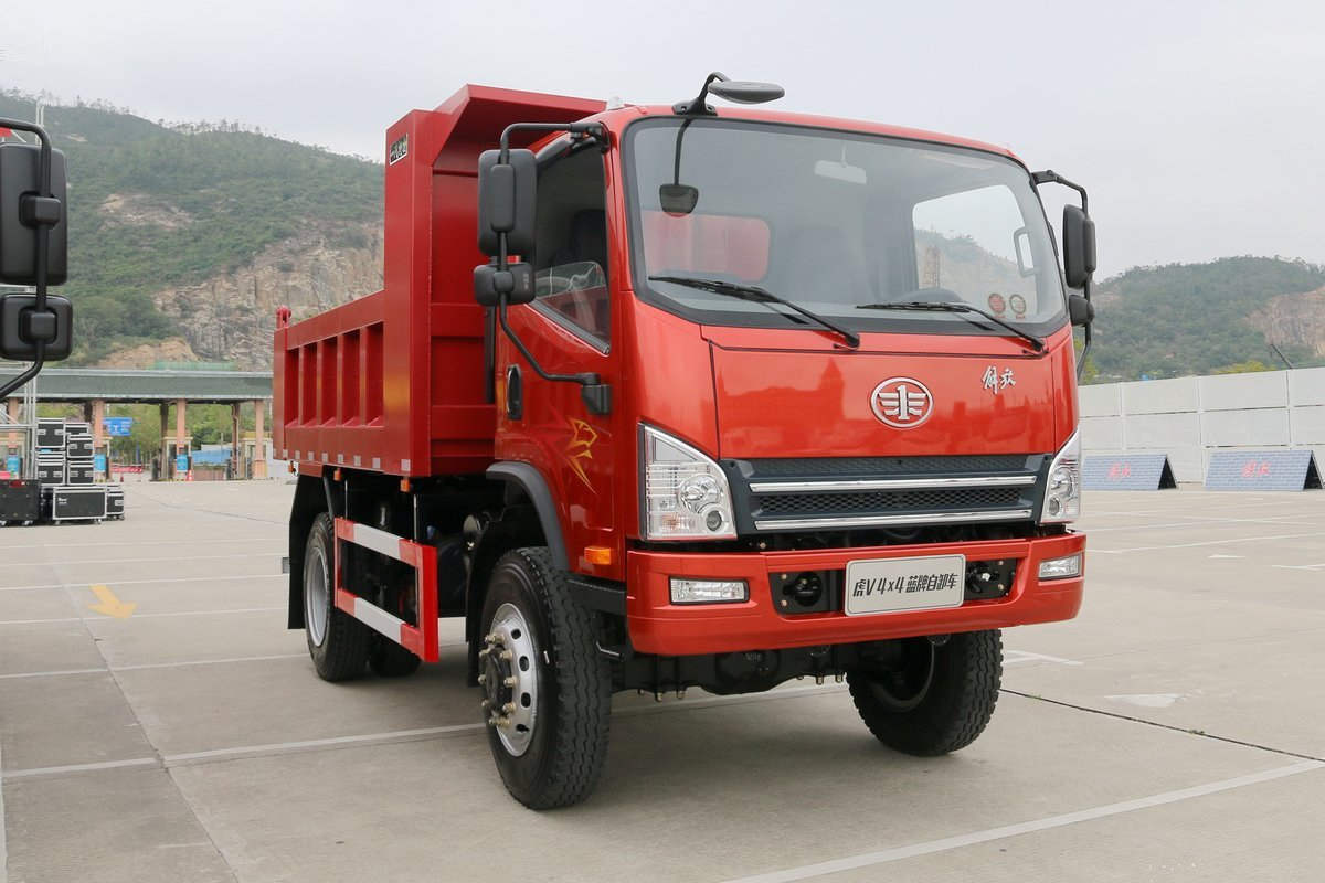 解放4x4自卸车10吨